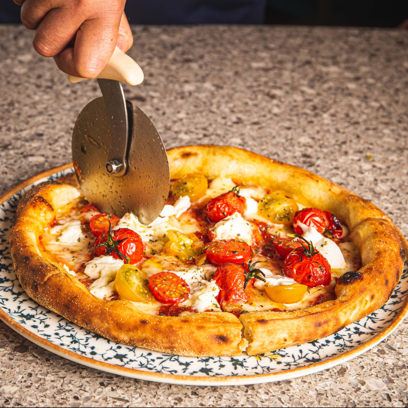 Gallio Mediterranean Freshly Made Tomato Pizza