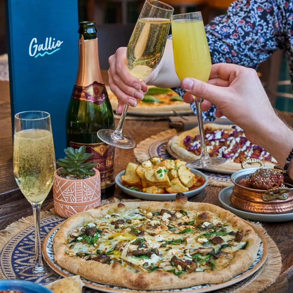 Gallio Bottomless Pizza Brunch Mediterranean Style Weekend Saturday Friday Evening with Bottomless prosecco Black Friday
